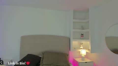 NATHALY  online show from January 17, 10:35 am