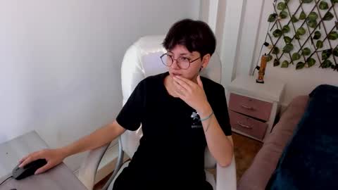 nathalyy_ds online show from November 5, 8:55 pm