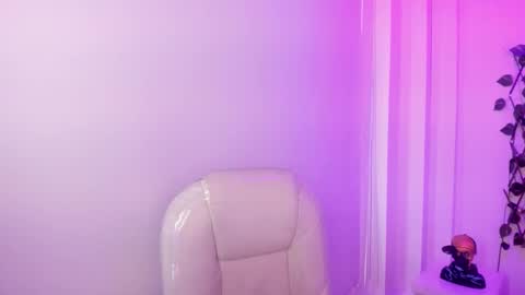 nathalyy_ds online show from February 7, 7:17 pm