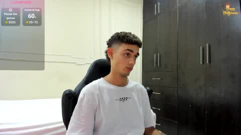 nathan_shimmer online show from April 12, 10:58 pm