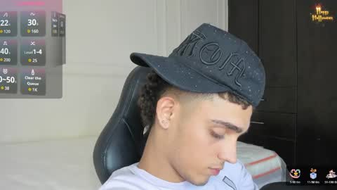 nathan_shimmer online show from April 14, 1:53 am