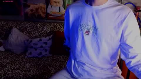 N A T H AN online show from October 21, 3:27 pm