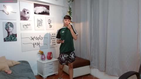 nathanclay online show from September 30, 4:12 am