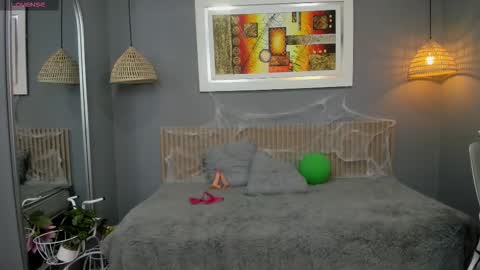 nathanclay online show from October 11, 5:12 am