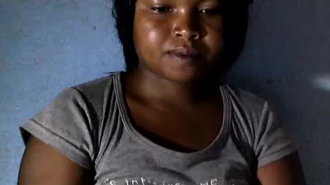Snapshot of nathy02 chatting on February 18, 4:48 am Nathy online show from February 18, 4:48 am