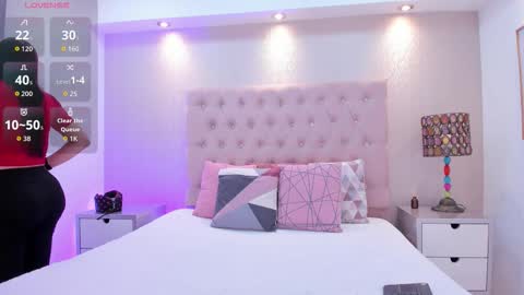 NattyQueen  online show from March 5, 1:53 pm