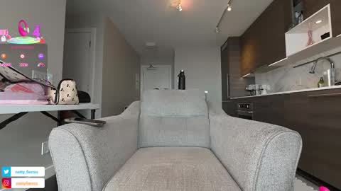 NATTY FIERROS online show from February 14, 11:20 pm