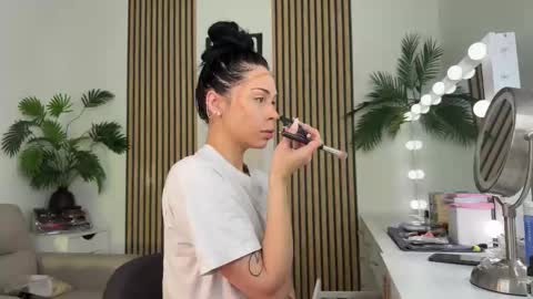 NATTY FIERROS online show from October 15, 5:58 pm