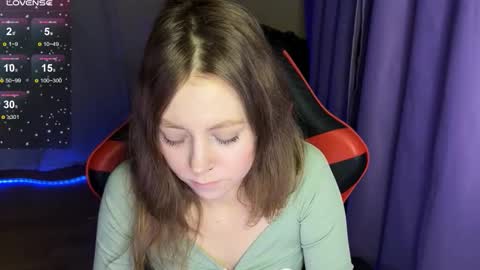 natural_babe666 online show from December 21, 8:04 pm