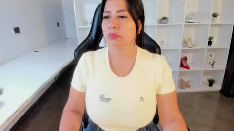 Jazmin Bigboobs online show from June 6, 7:53 pm