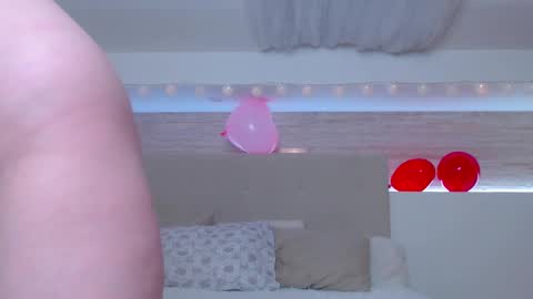 Snapshot of natural_meri_ chatting on February 12, 2:21 pm Meri online show from February 12, 2:21 pm