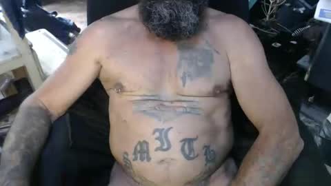 NatureNaked online show from April 18, 5:04 pm