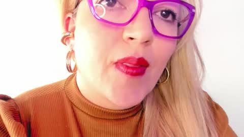 Nataly online show from October 14, 9:34 am