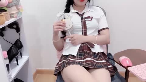 Kiki online show from March 19, 5:57 am