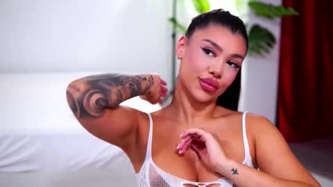 Naty online show from September 30, 7:19 am