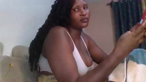 naughty8779 online show from November 19, 7:56 pm