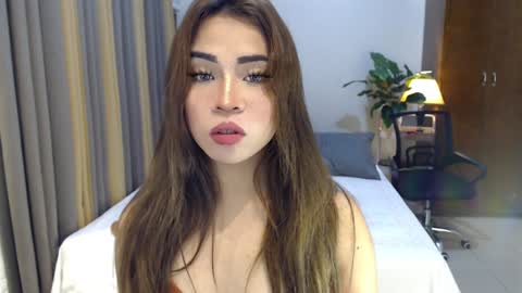 Queen Jess online show from December 18, 12:51 pm