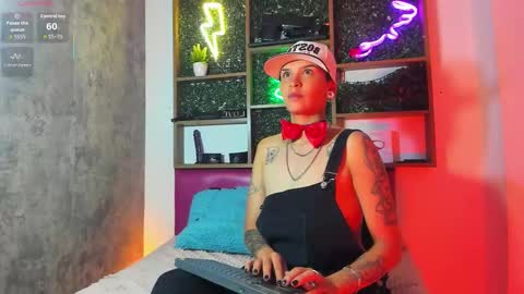 sam online show from February 25, 5:11 am