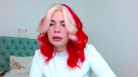 Maria  online show from October 7, 1:51 pm