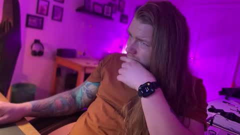 Freyja and Baldur online show from February 1, 9:51 pm