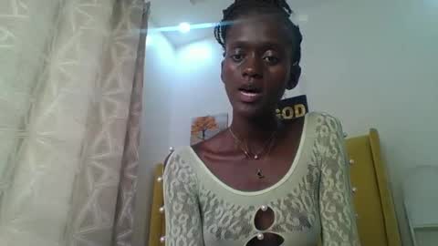naughty_sandrah online show from January 10, 11:22 am