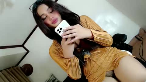 bella online show from January 9, 3:56 am