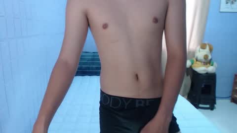 naughtyboytoni online show from October 16, 1:16 am