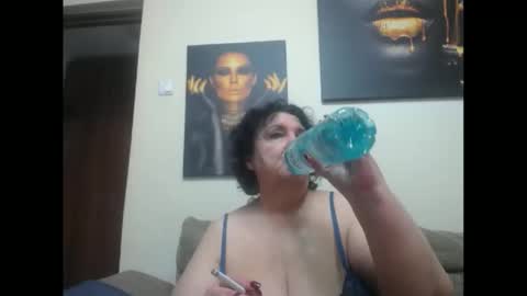 Snapshot of naughtykorin chatting on October 24, 8:31 pm korin online show from October 24, 8:31 pm