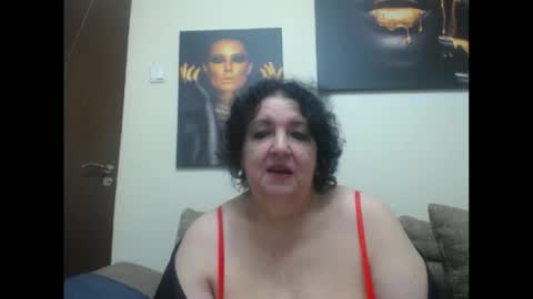 Snapshot of naughtykorin chatting on October 25, 8:42 pm korin online show from October 25, 8:42 pm