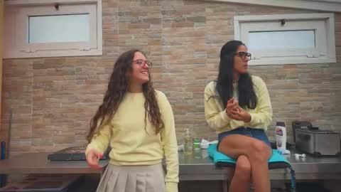 ANDREA STEPH  MIKE online show from October 2, 9:08 am