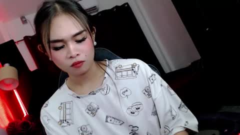 your girlfriend mira online show from September 24, 4:25 pm