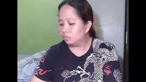 naughtymom26 online show from October 18, 12:26 am