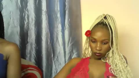 naughtynovaaa online show from September 24, 3:08 pm