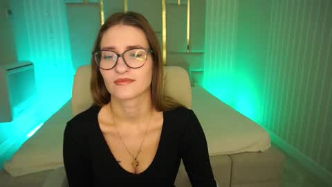 Ur Nurse online show from October 17, 6:39 am