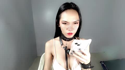 naughtypetiteangel online show from February 15, 7:56 pm