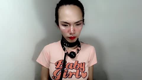 naughtypetiteangel online show from October 29, 9:59 pm