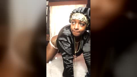 naughtyrebel01 online show from May 12, 8:56 am