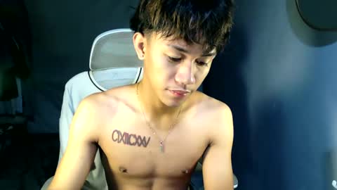 Loy online show from May 10, 10:49 pm