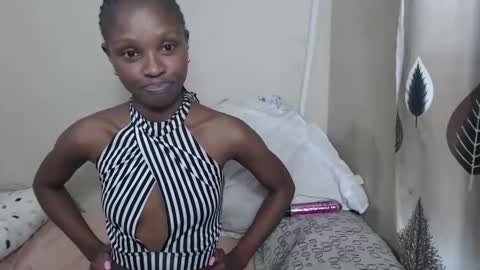 nawtylarissa_ online show from September 10, 6:20 pm