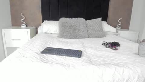 Naxa  Lexi online show from February 17, 12:27 pm