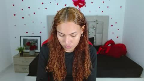 naya_fox1 online show from March 15, 11:19 pm