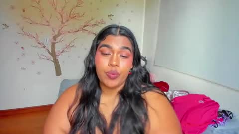 nayara_hinny online show from July 26, 9:56 pm