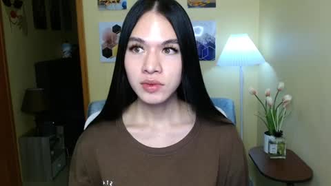Snapshot of nayika_hollywood chatting on December 27, 8:35 am Nayika Huge online show from December 27, 8:35 am