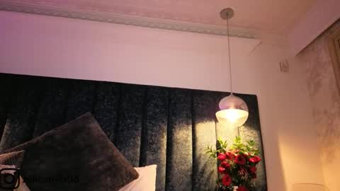 Juli  online show from February 9, 1:15 pm