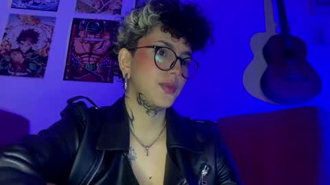 nazzz10 online show from December 17, 4:03 pm