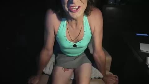 Hi Im CJ online show from March 7, 11:10 am