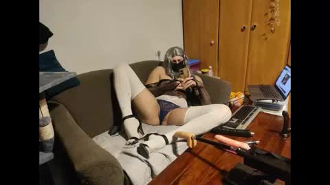 needdildoride online show from December 15, 8:04 pm
