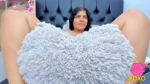 Snapshot of neferet_opal chatting on February 13, 7:56 am neferet_opal online show from February 13, 7:56 am