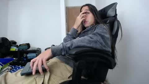 neitan___ online show from March 8, 5:06 pm