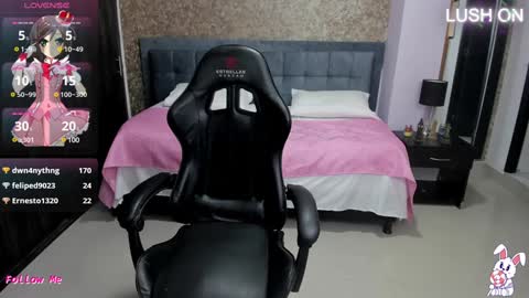 neith_xue online show from December 29, 4:08 pm